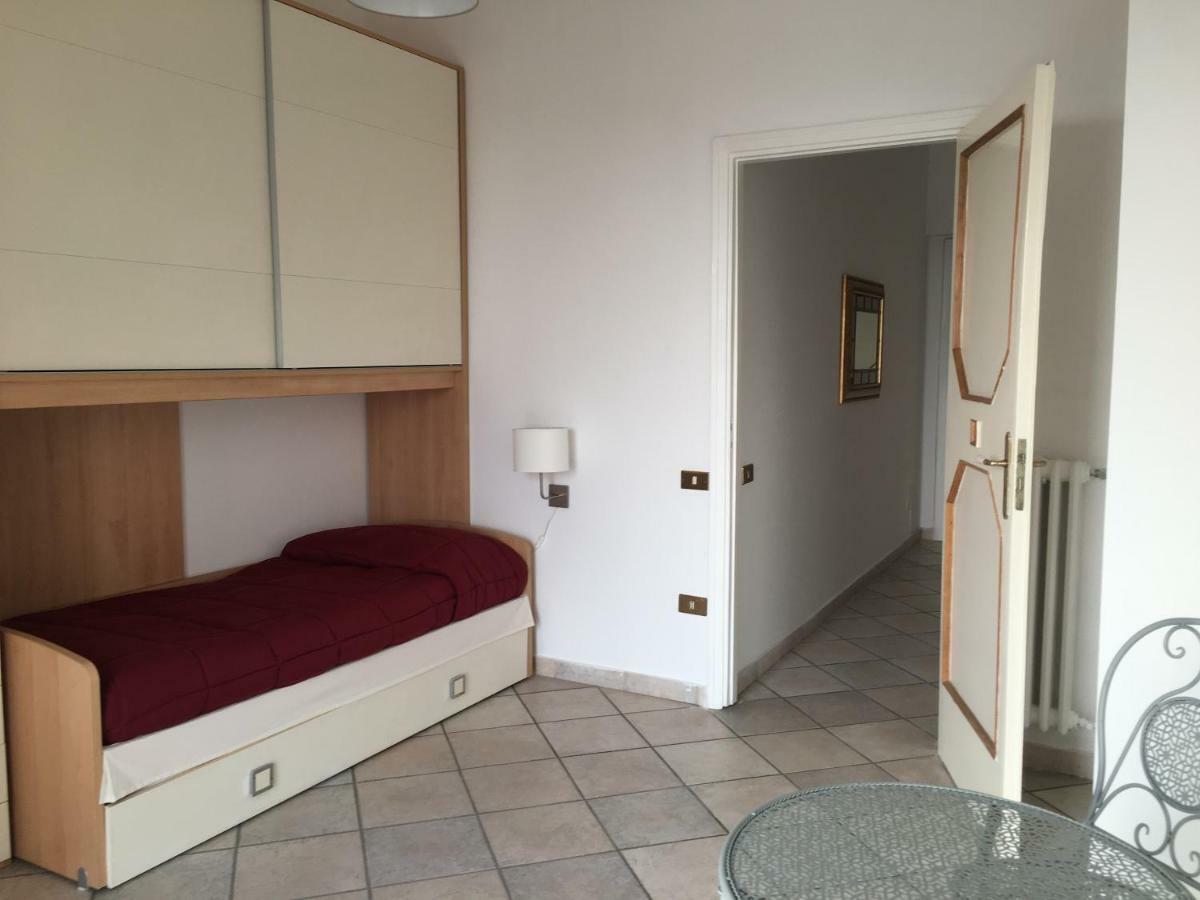 Apartament Antica Dimora In Centro Salerno Zewnętrze zdjęcie